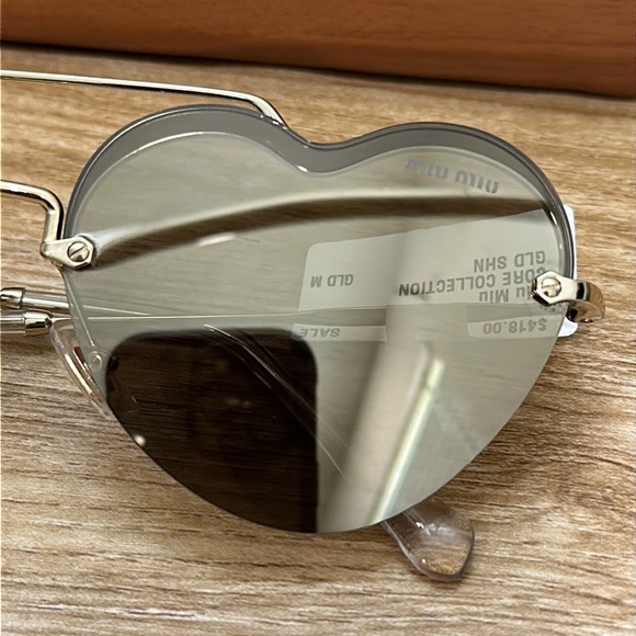 New Miu Miu MU 56U BC17 Gold Metal Oval Sunglasses Core Collection, Generic Case - Picture 2 of 11